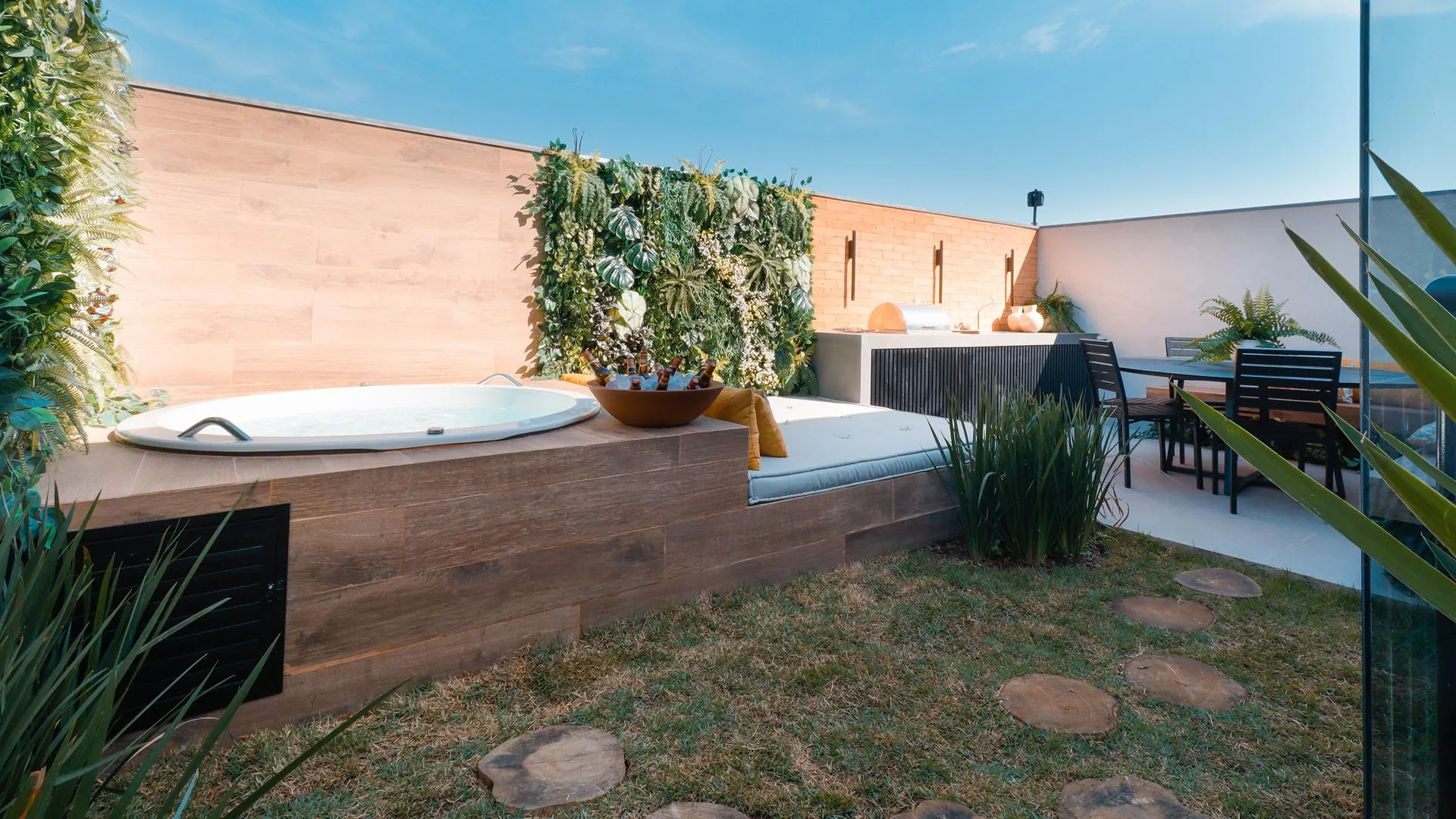 2   Área Externa (4)